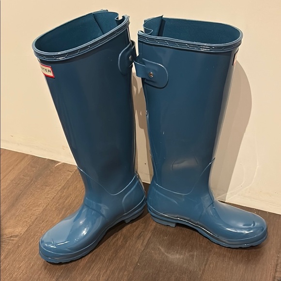 Hunter Women Blue Sparkling Shiny Gloss Rain Boots Size 6 - Picture 8 of 9